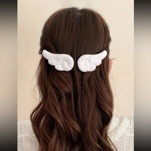 👼 Awesome 2 Piece Set Of Angel Wing Hair Clips 👼